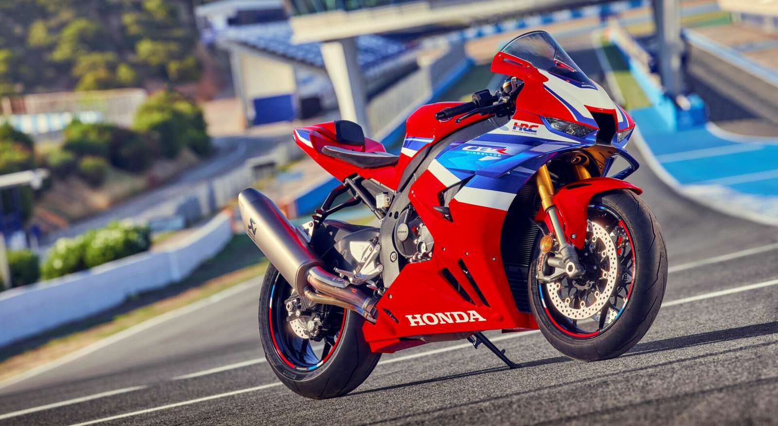 2024 Honda CBR1000RRR SP Unveiling Upgrades for Racing Dominance